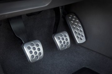 Cùng Hyundai Cà Mau tìm hiểu cách chỉnh côn xe ô tô