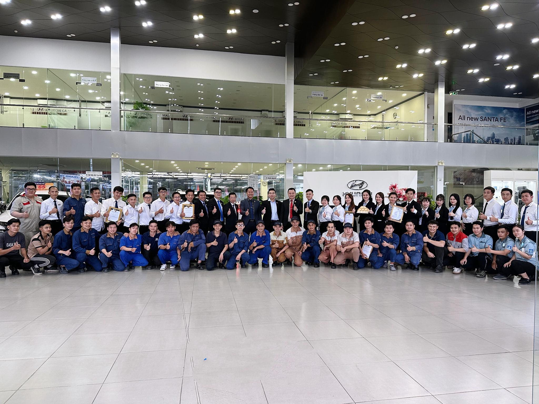 Hyundai Thành Công Cà Mau: Họp Tổng Kết Tháng 10 & Khởi Đầu Tháng 11 Năng Động